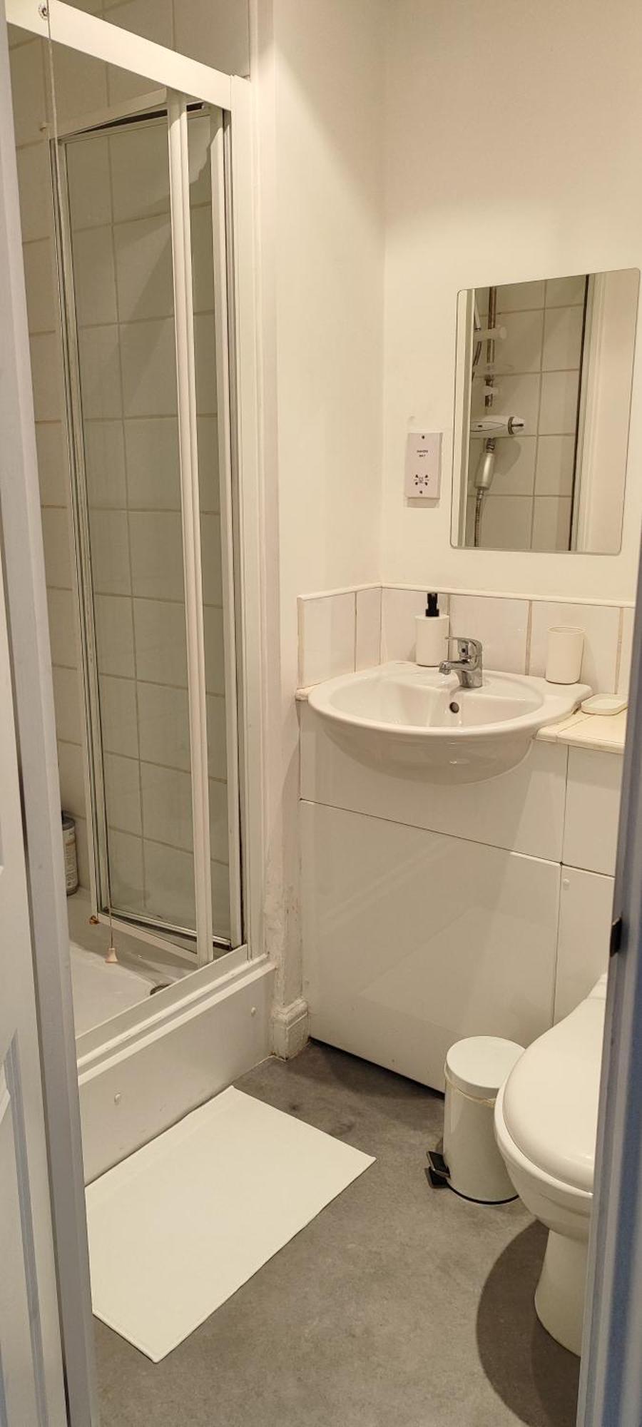 Bright, Chilled Ensuite Db Room In A Shared Flat! Londýn Pokoj fotografie
