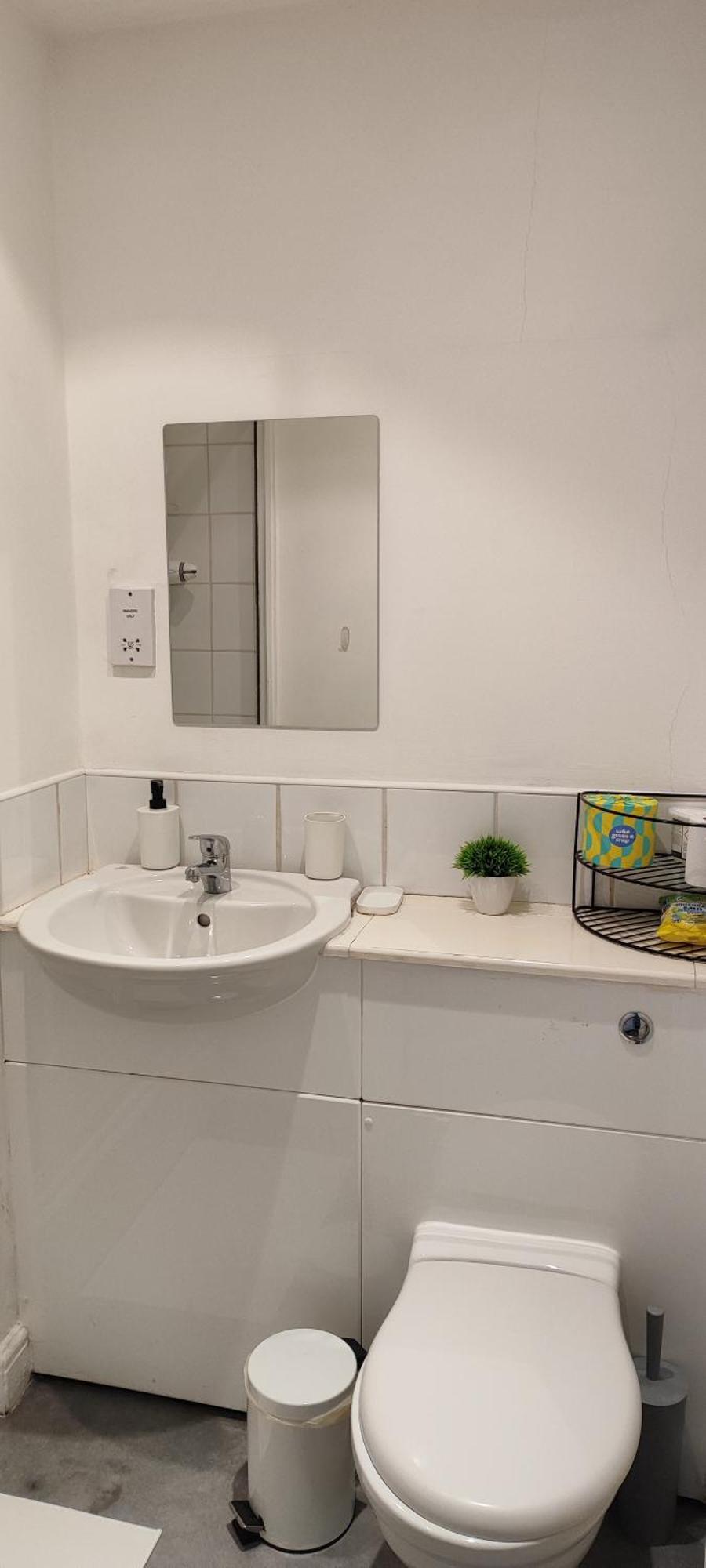 Bright, Chilled Ensuite Db Room In A Shared Flat! Londýn Pokoj fotografie